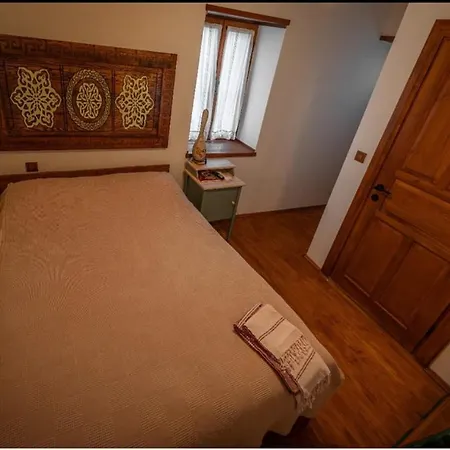 בית אירוח Flora Birgi Tas Odemis